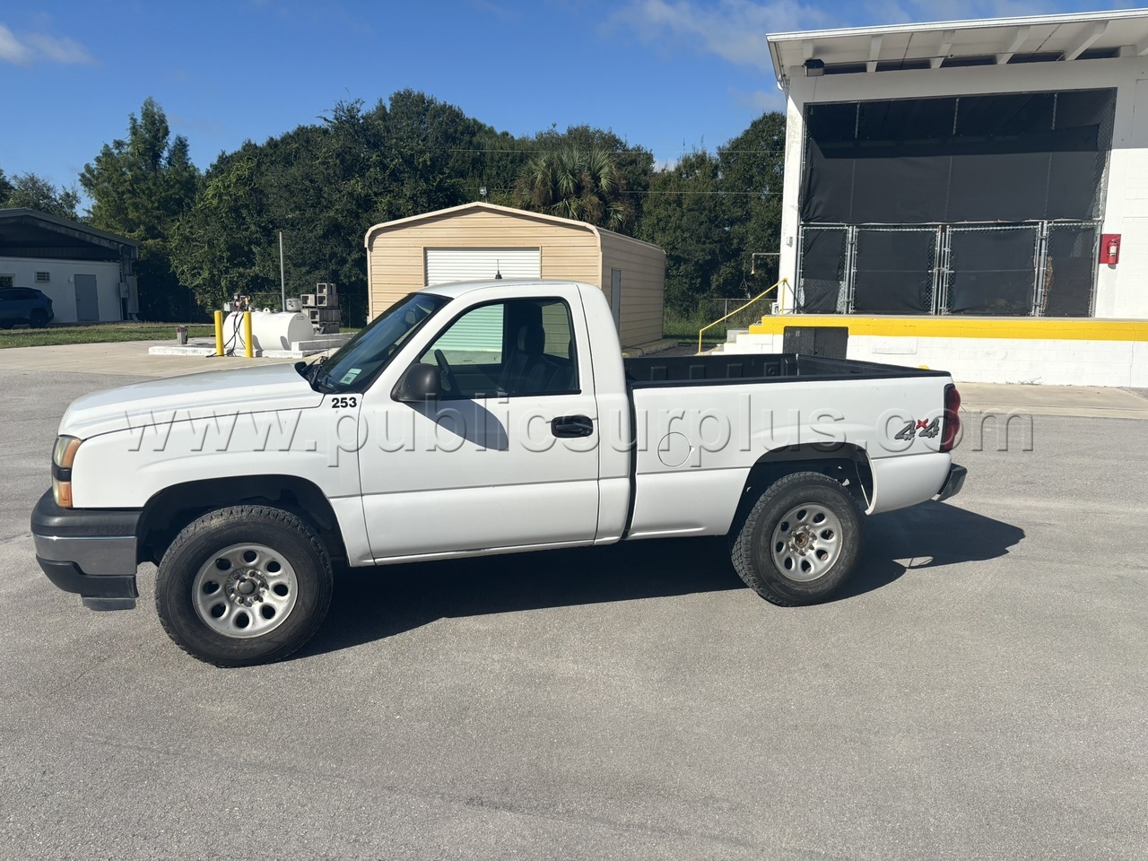 2006 Chevy Silverado 4x4 — photo 1