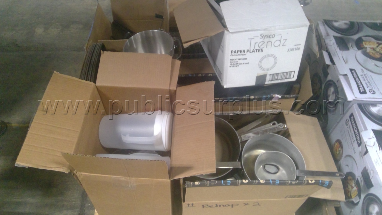 misc pots/pans — photo 1