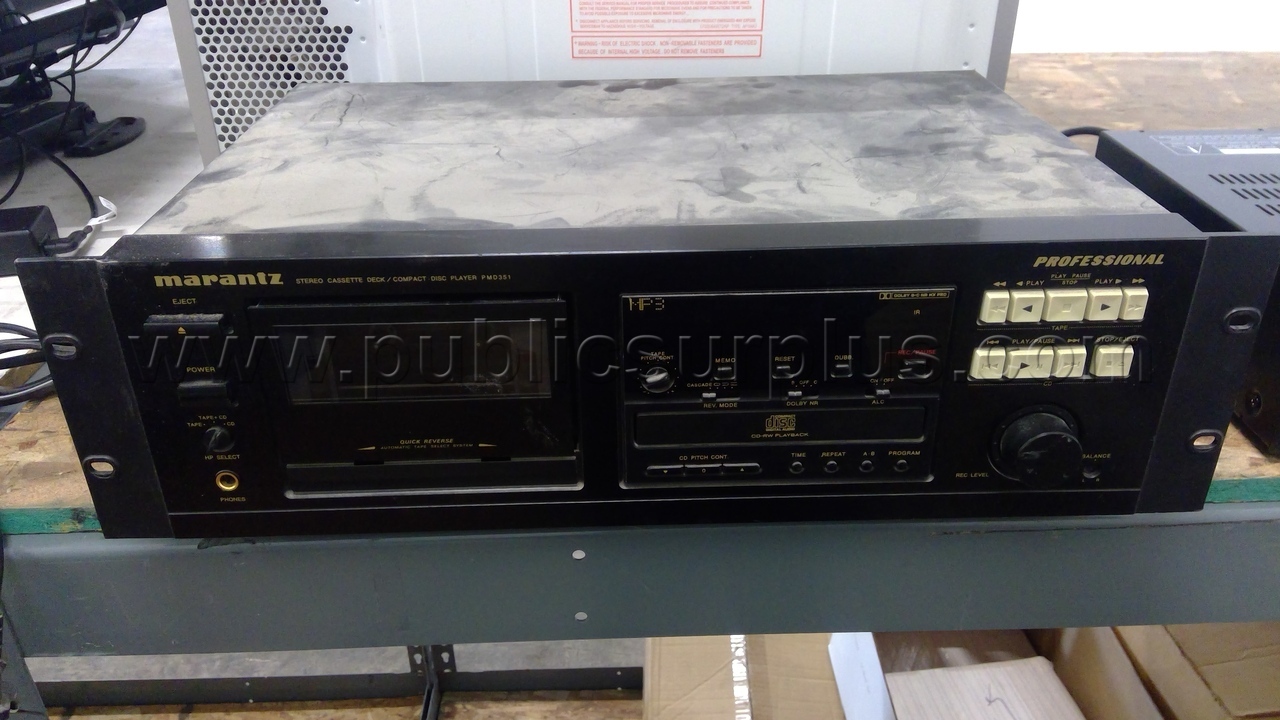 CD Player — photo 1