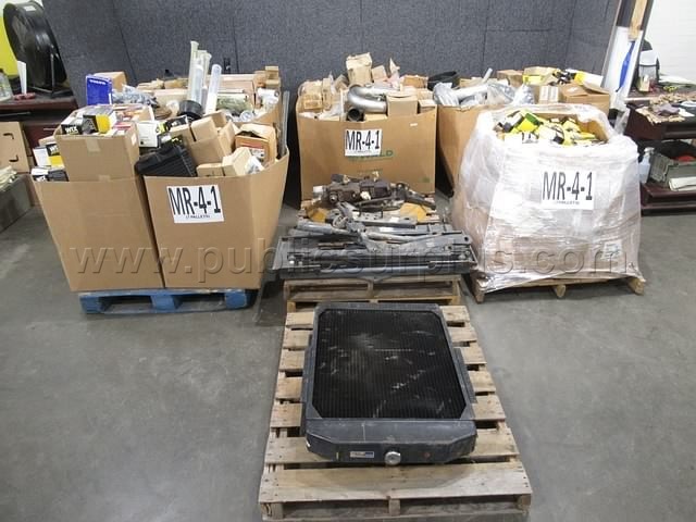 ASST PARTS (7 PALLETS) ~ MR-4-1 — photo 1