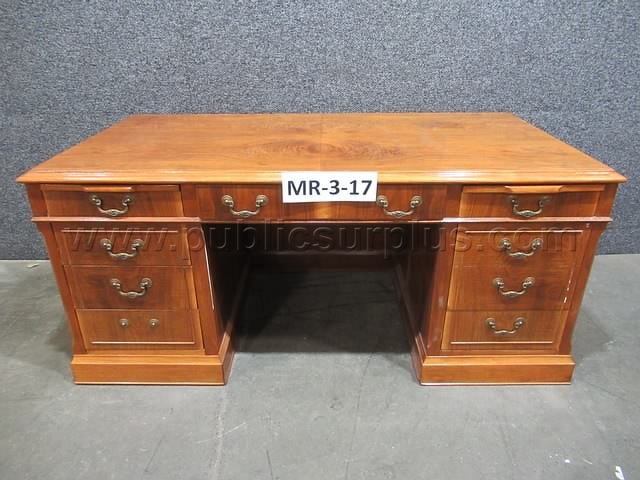 DESK ~ MR-3-17 — photo 1