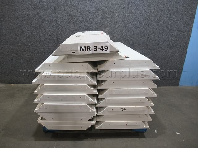LIGHT FIXTURES (18 TOTAL) ~ MR-3-49 — photo 1