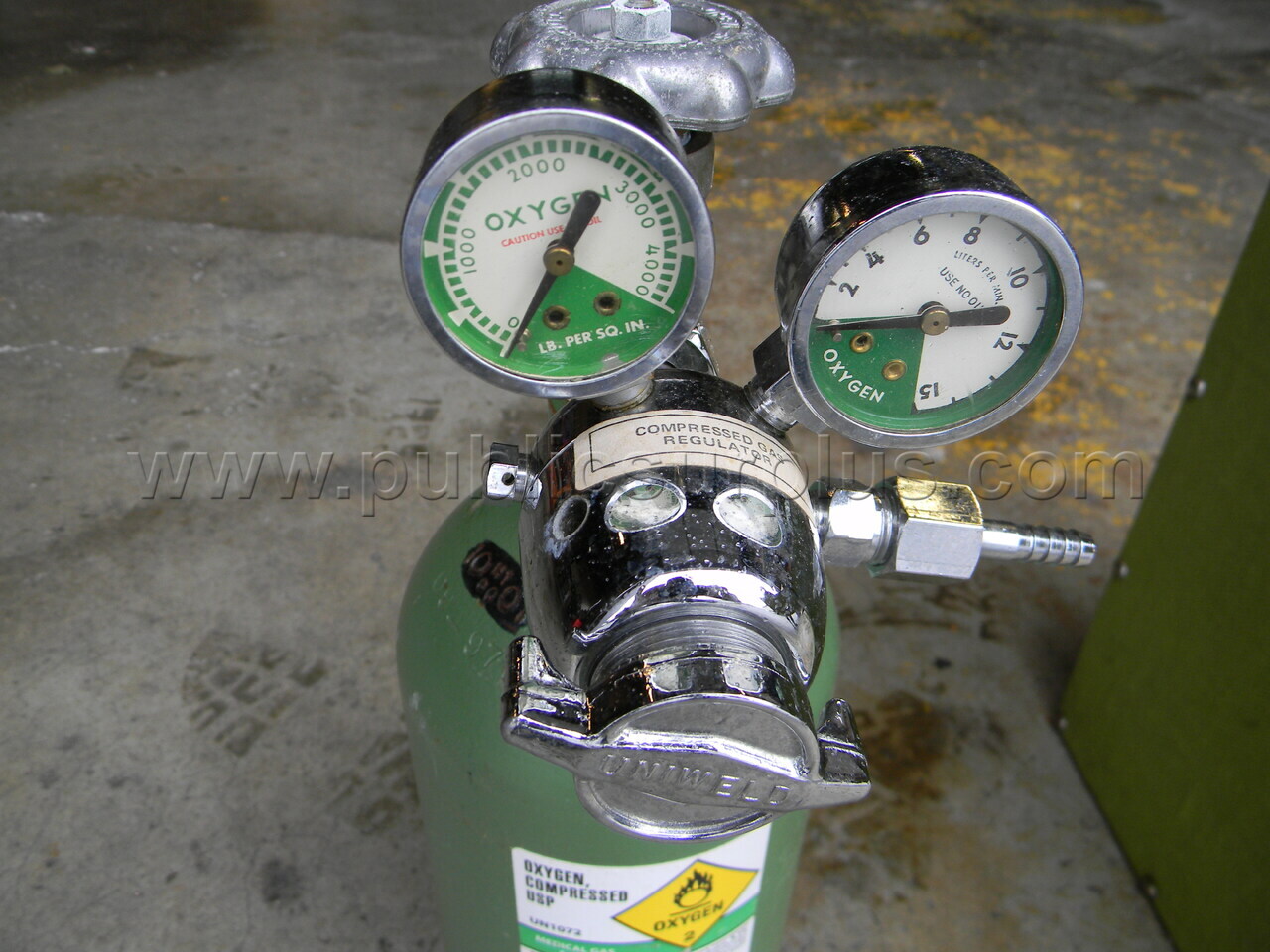 Oxygen Tank — photo 1