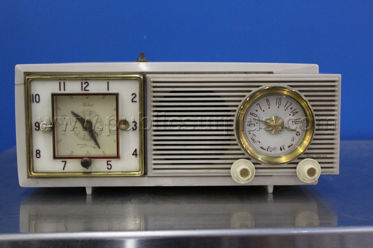 Vintage Philco Tabletop Clock Radio — photo 1