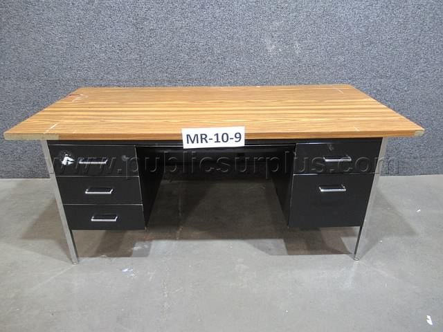 DESK ~ MR-10-9 — photo 1