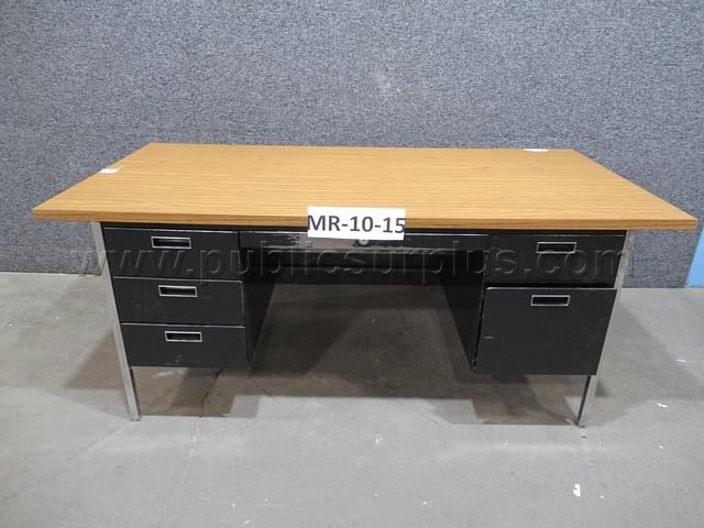 DESK ~ MR-10-15 — photo 1