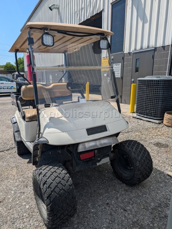 2012 Textron EZ Go Golf Cart — photo 1