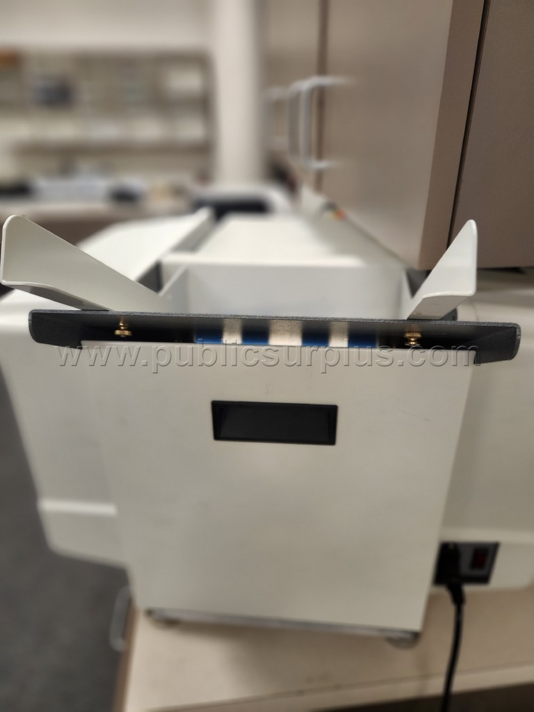 Pressure Sealer — photo 1