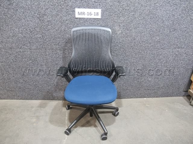 CHAIR ~ MR-16-18 — photo 1