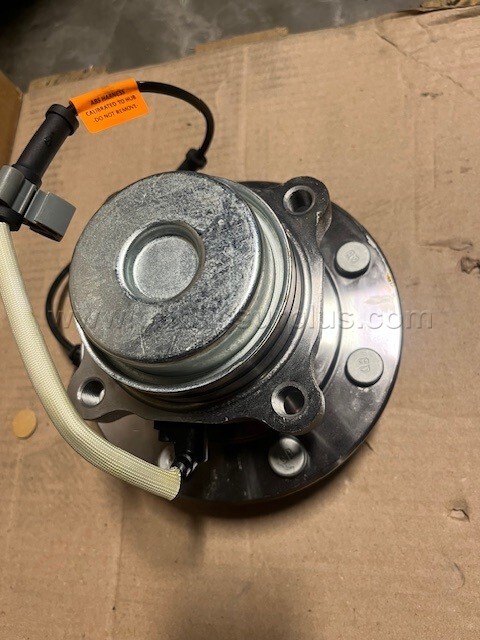 New 8 Lug Wheel Bearings for Chevrolet / GMC Heavy-Duty Vans — photo 1