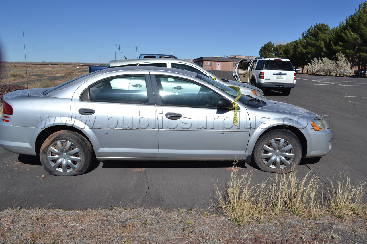 2004 Dodge Stratus — photo 1