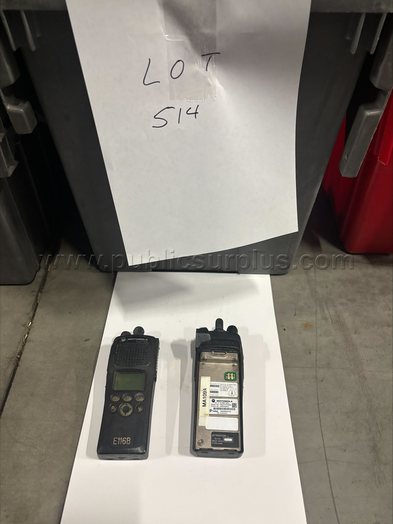 Lot 514 14 Motorola XTS2500 — photo 1