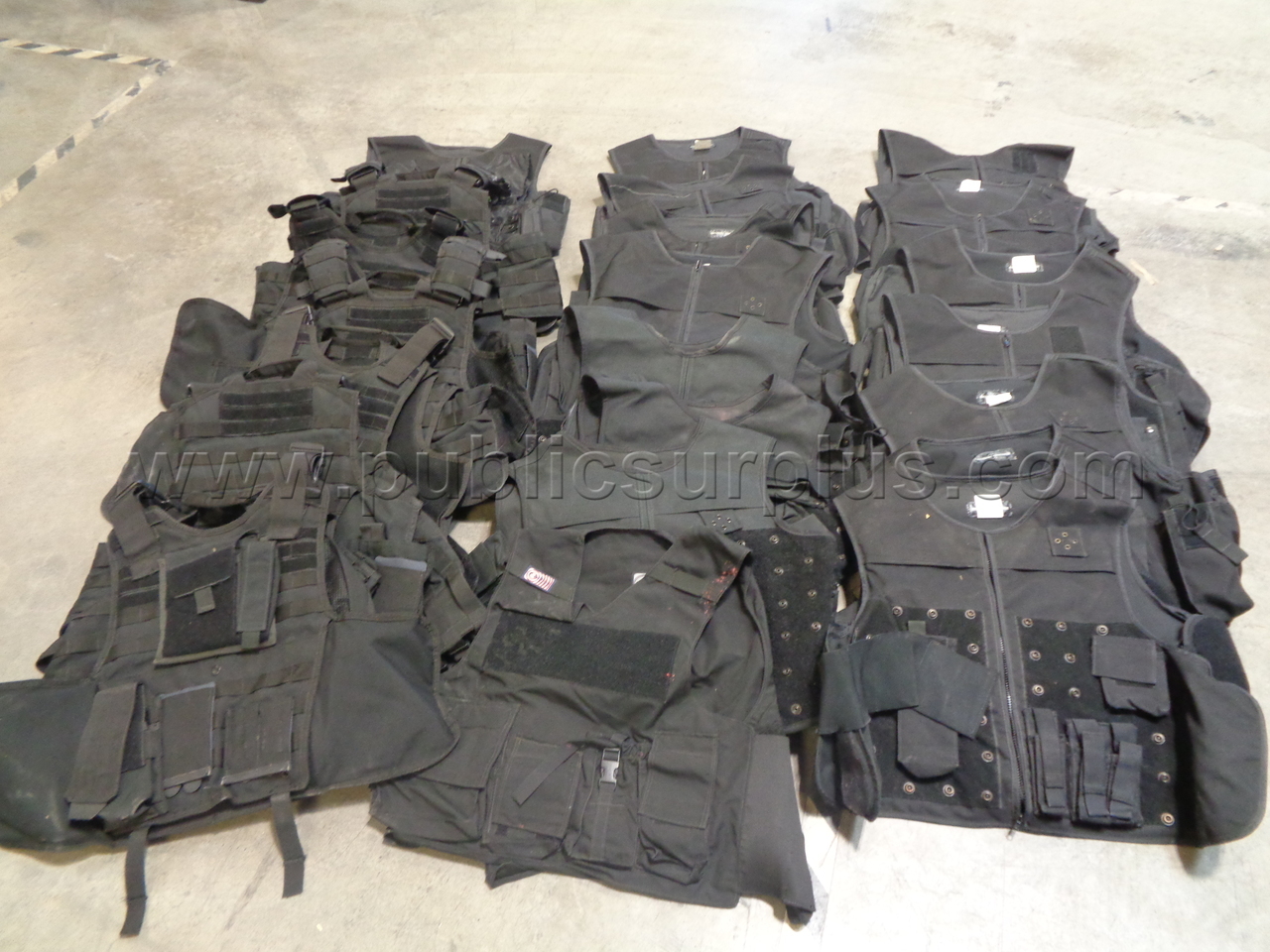 101/13299-23 Outer Carrier Vests — photo 1