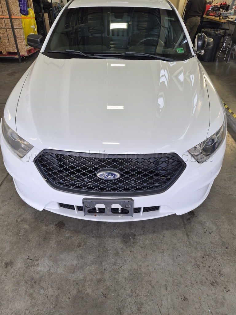 2016 Ford PI Sedan (Taurus) — photo 1