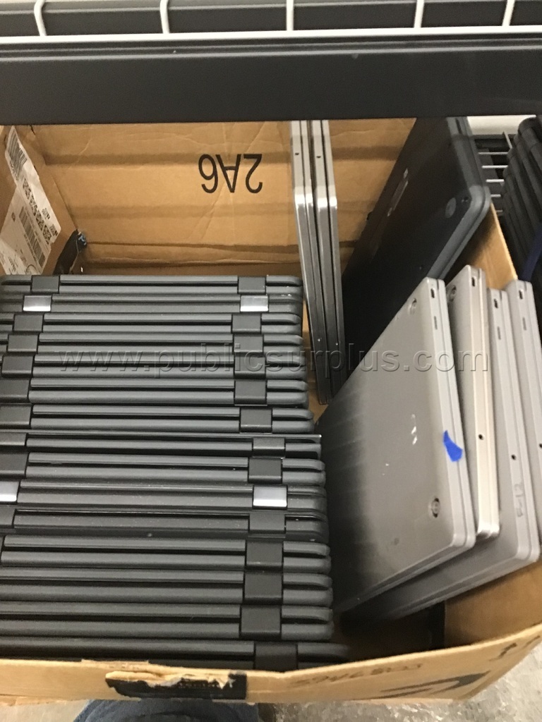 22 Chromebooks — photo 1