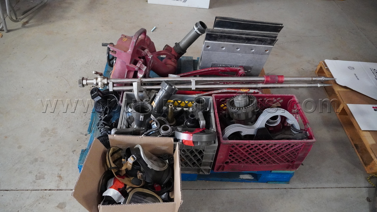 Misc. firefighting appliances — photo 1