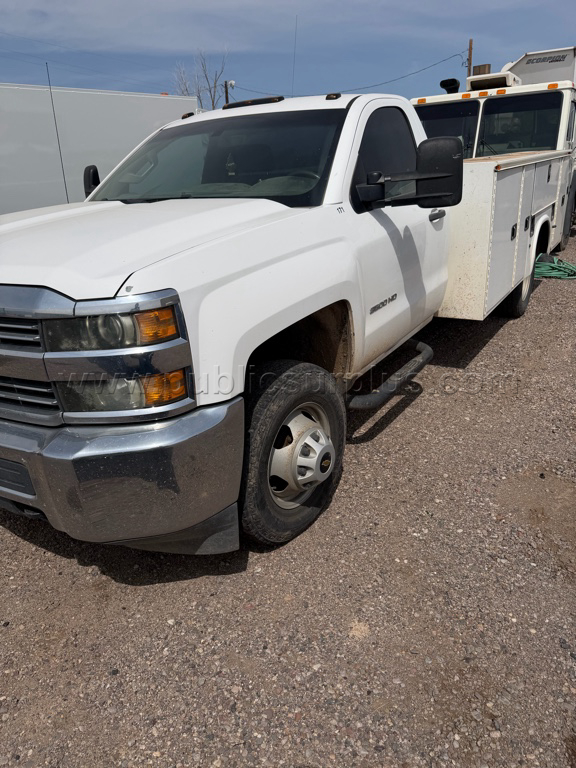 2015 Chevy 3500HD 2WD 14171 — photo 1