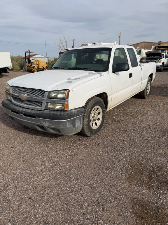 2005 Chevy 1500 2WD 13114 — photo 1