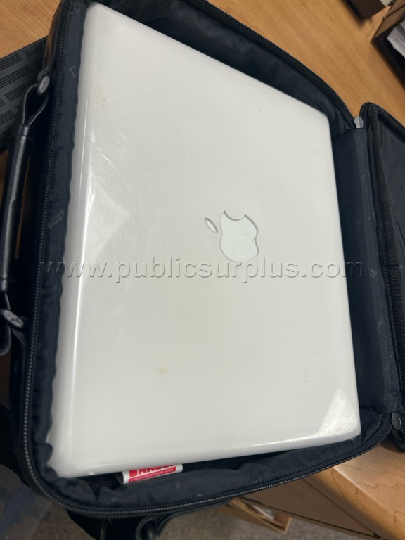 Apple iBook — photo 1