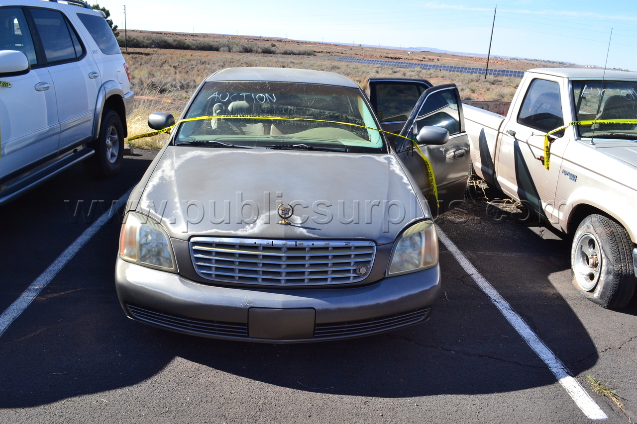 2001 Cadillac DeVille 4 Door Sedan — photo 1