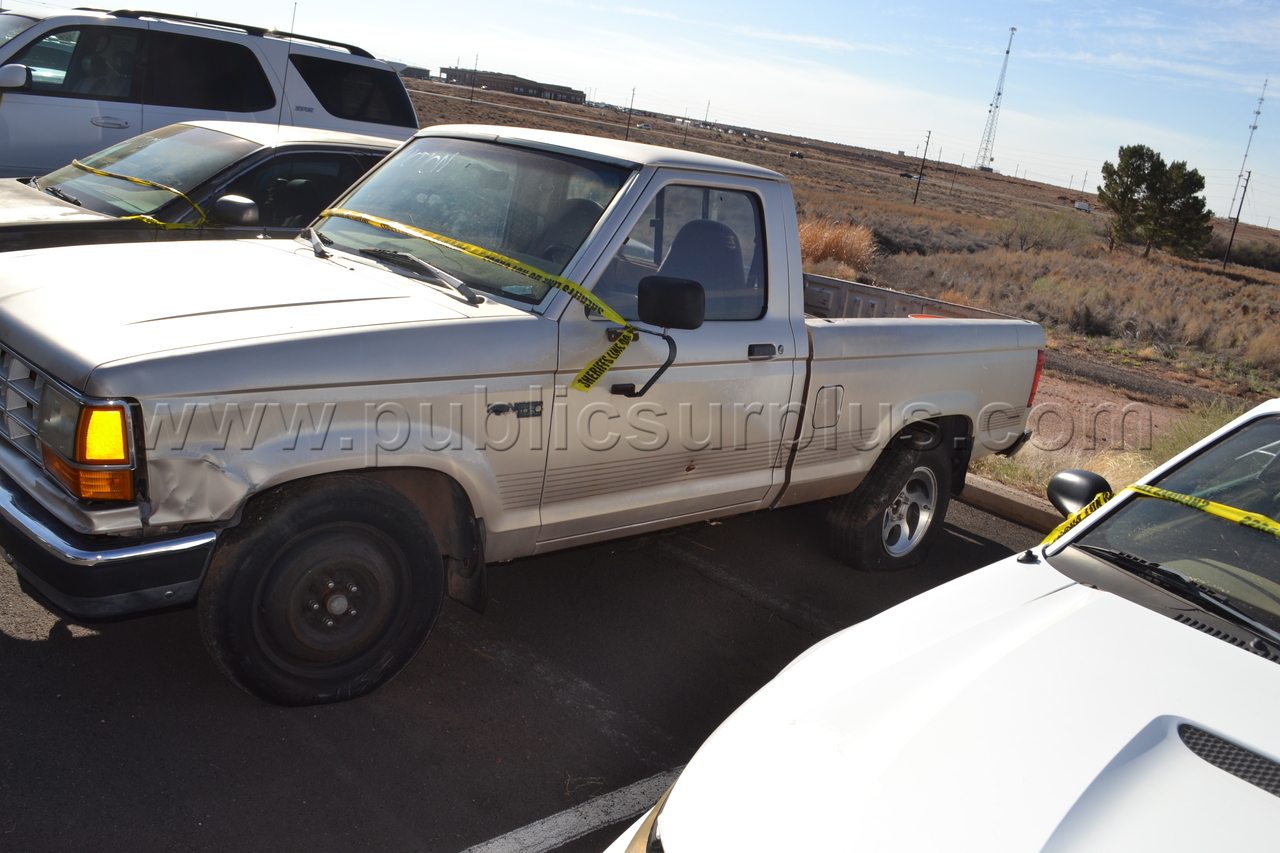 1992 Ford Ranger XLT RWD Standard Cab — photo 1