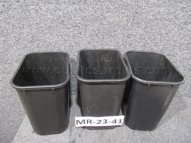 TRASH CANS (3 TOTAL) ~ MR-23-41 (R37C) — photo 1