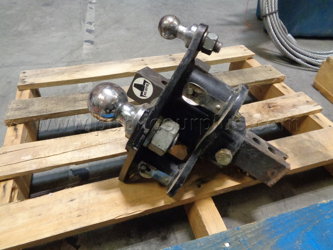 101/13239- BlueOx Hitch w/ Sway bars *No shipping* — photo 1