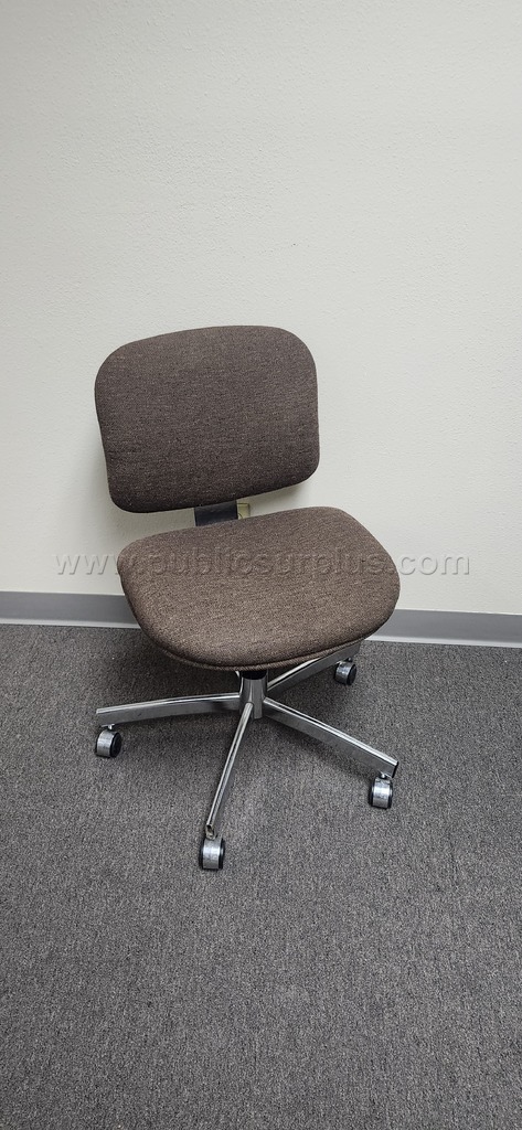 Brown Office Chair — photo 1