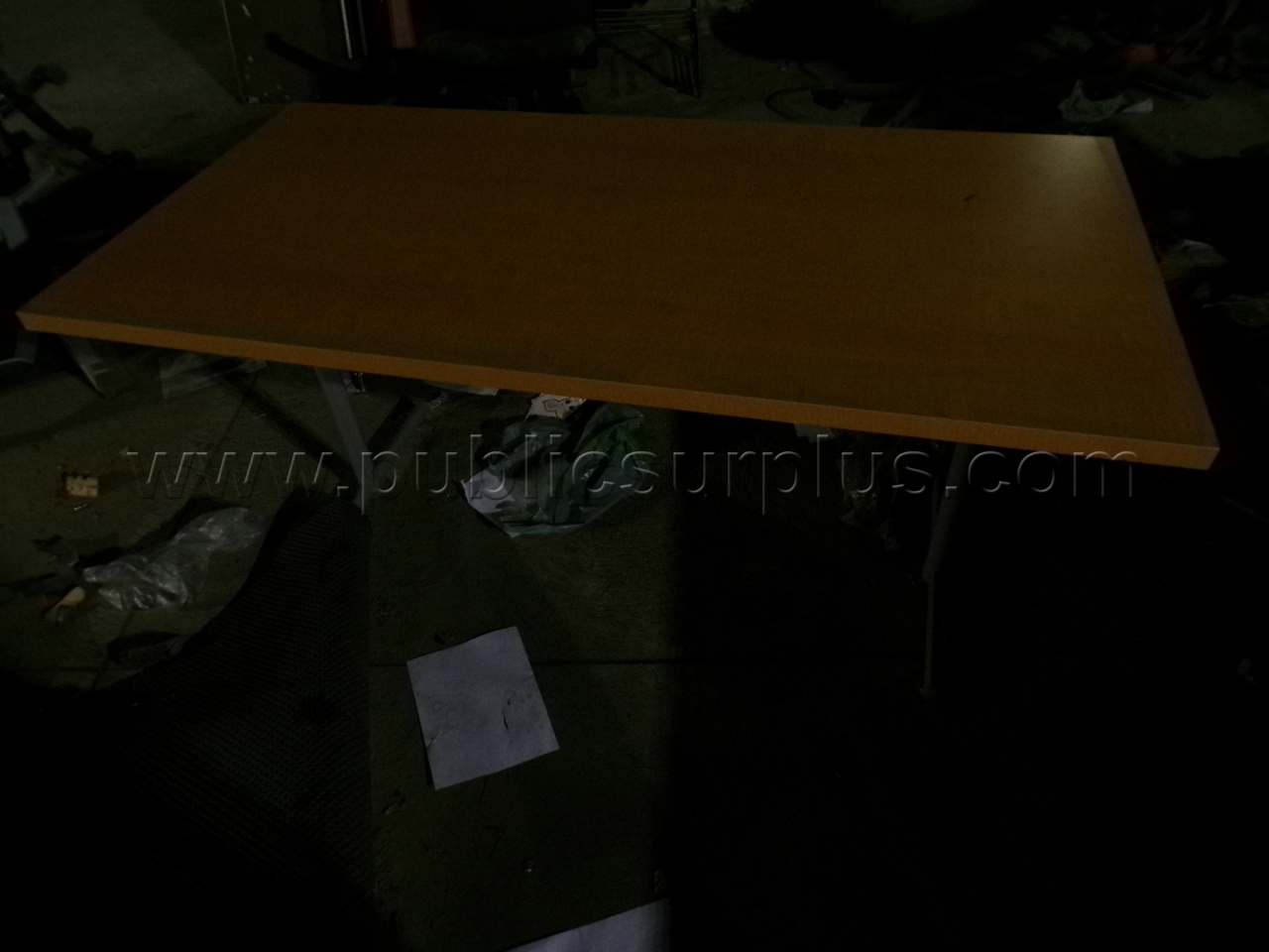 Tables — photo 1