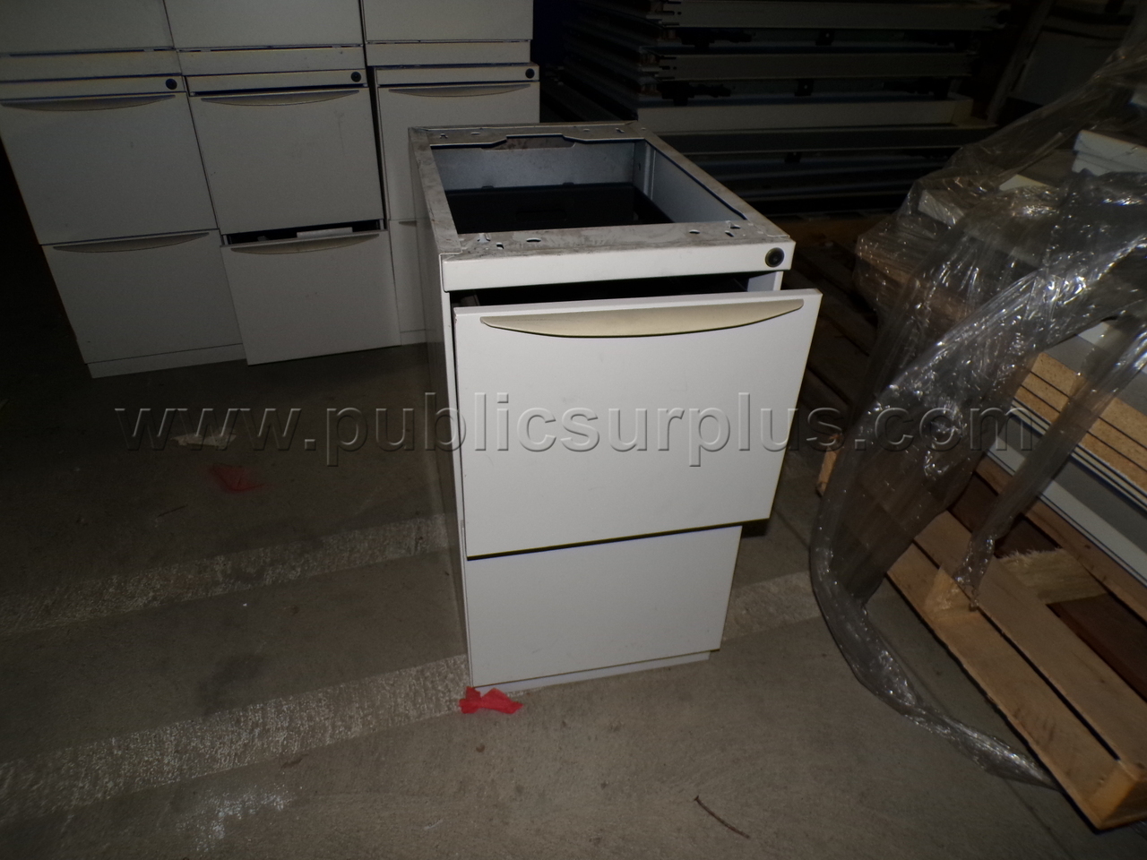 Pedestals — photo 1