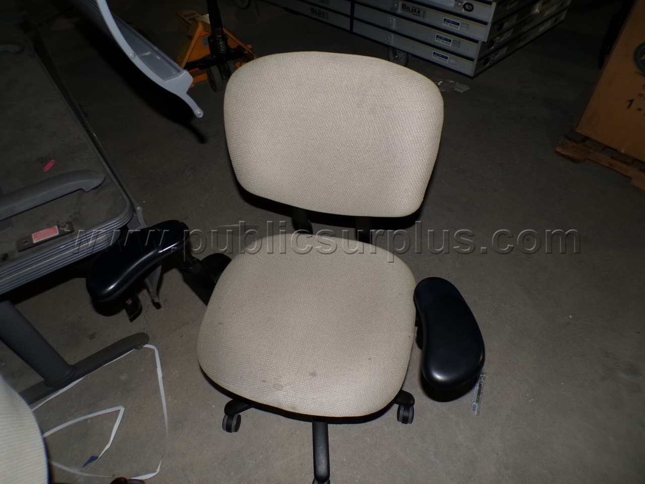 Task Chairs — photo 1