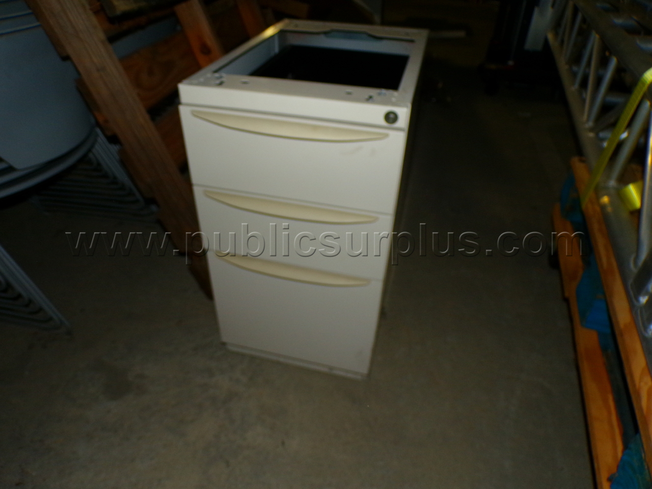 Misc. Pedestals — photo 1