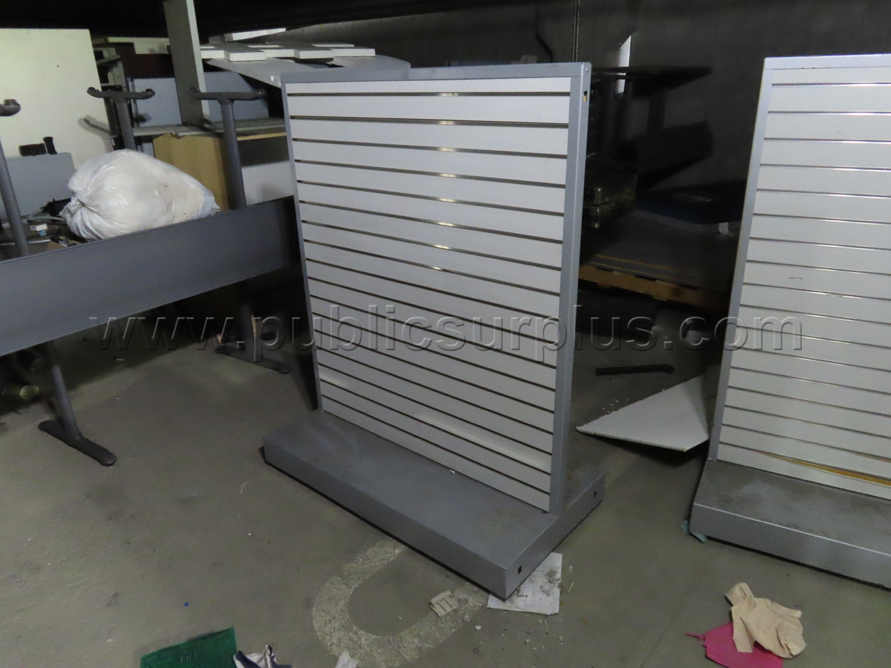 Gondola Merchandise — photo 1