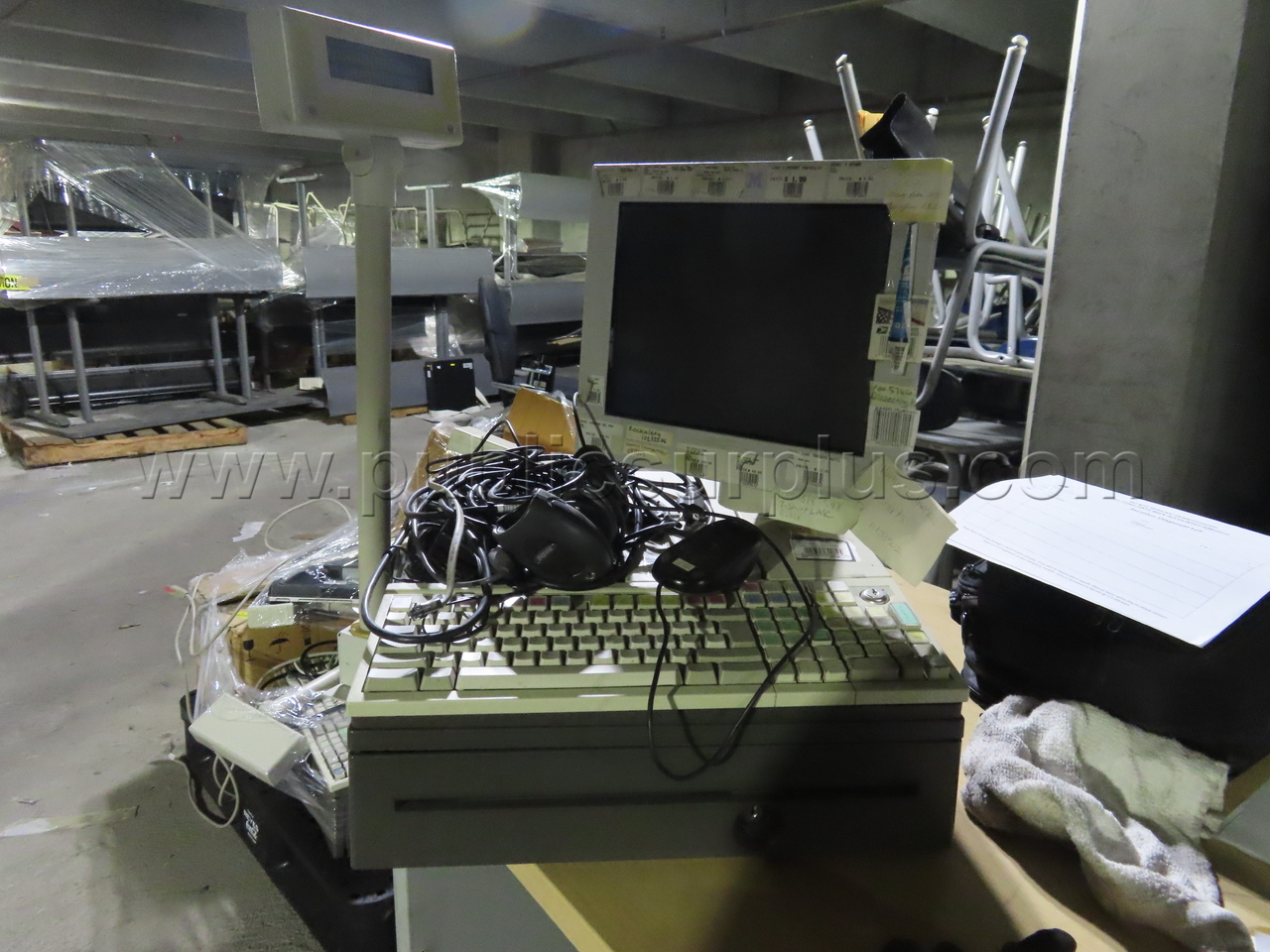 Cash Register — photo 1