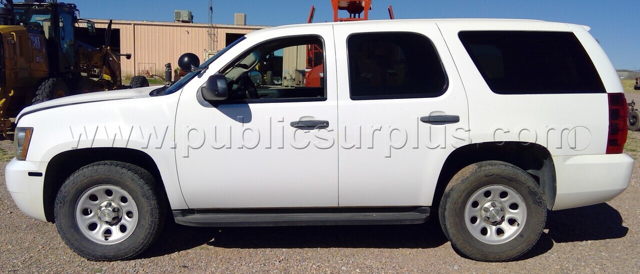 2014 Chevrolet Tahoe 4WD — photo 1