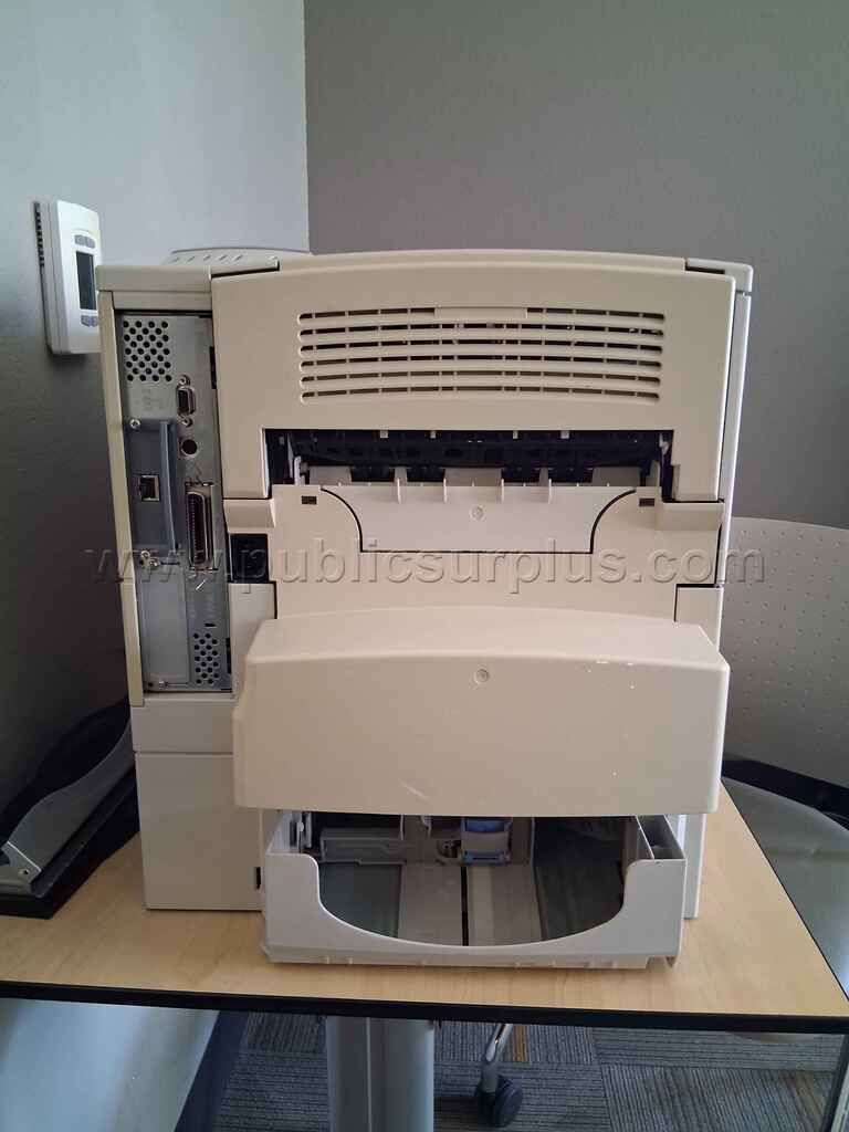 HP Laser Jet 4100tn — photo 1