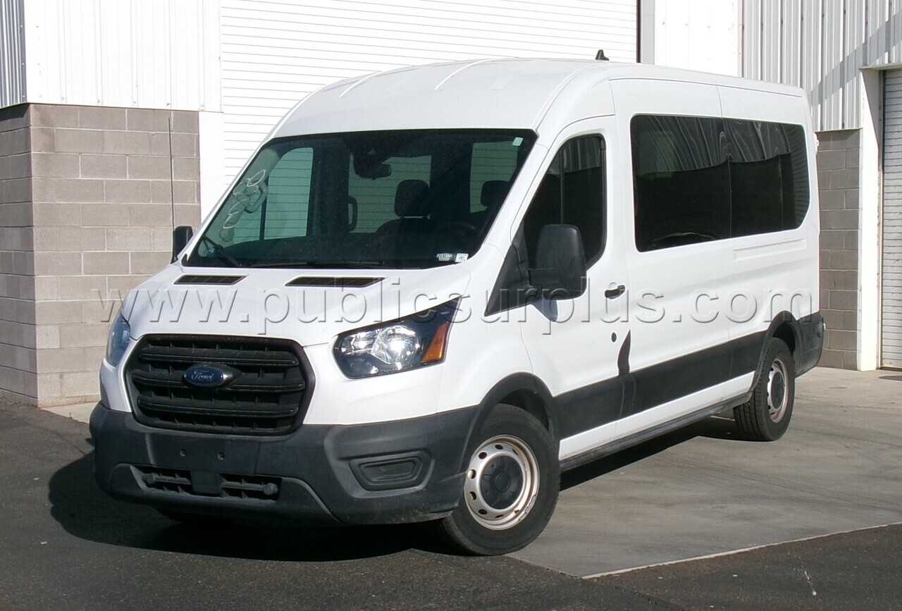 2020 Ford Transit 15 Passenger Van (8200) — photo 1