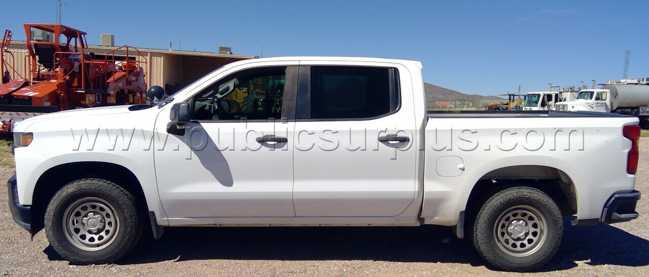 2019 Chevrolet Silverado 4WD — photo 1