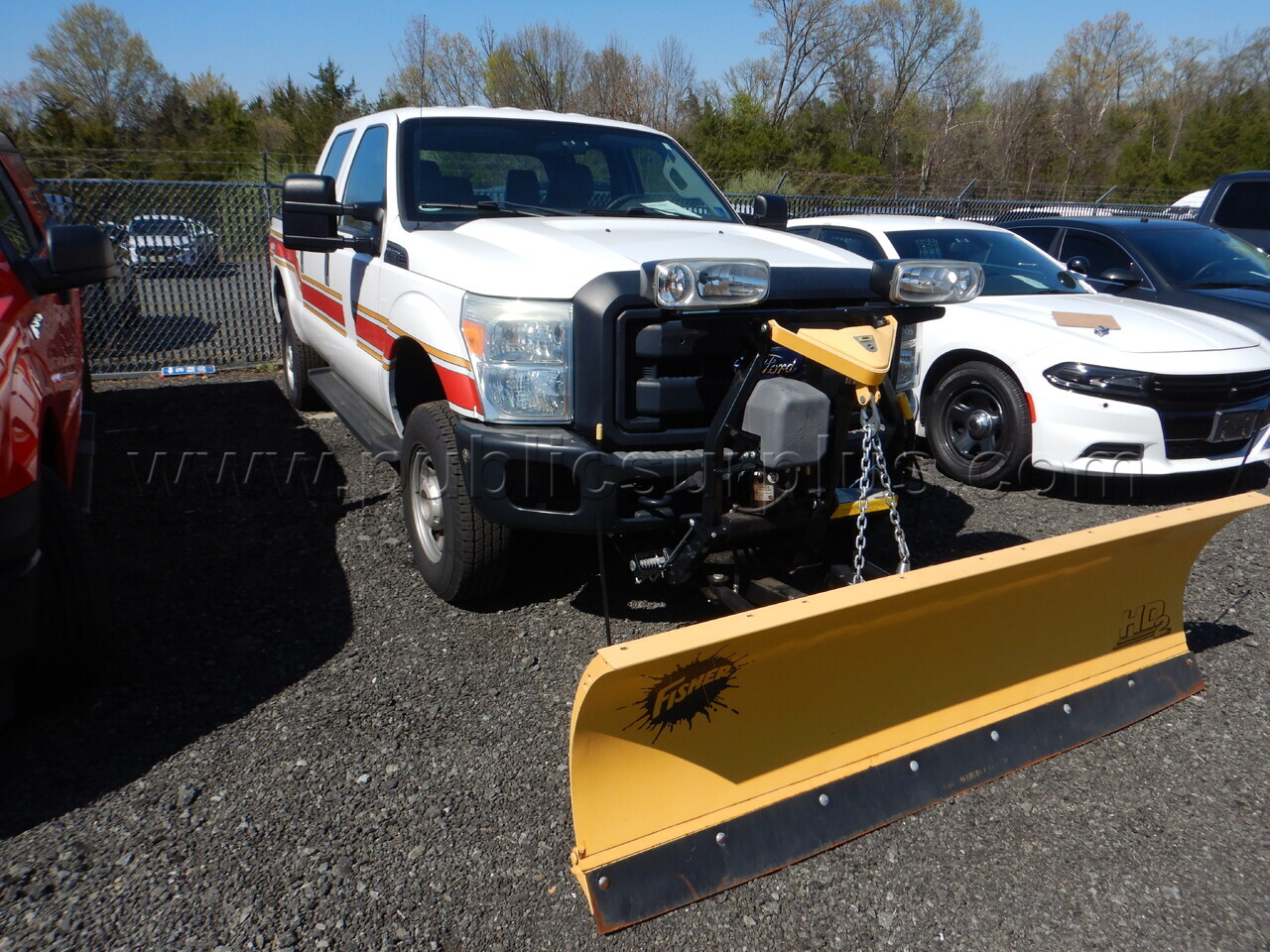 2016 FORD F250 SD CREW CAB 4X4 6.75' BED W/FISHER 7.5' SNOWPLOW — photo 1