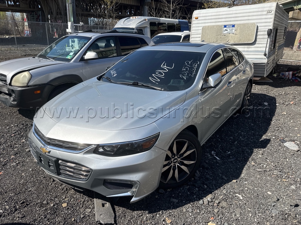 2016 Chevrolet Malibu — photo 1