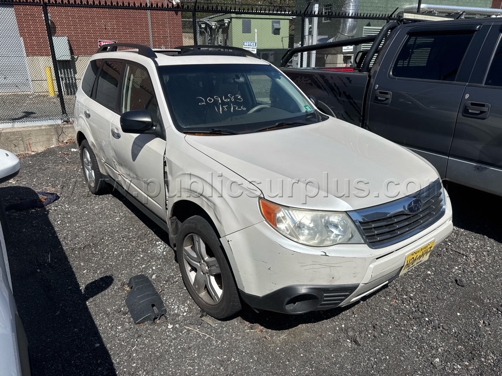 2010 Subaru Forrester — photo 1