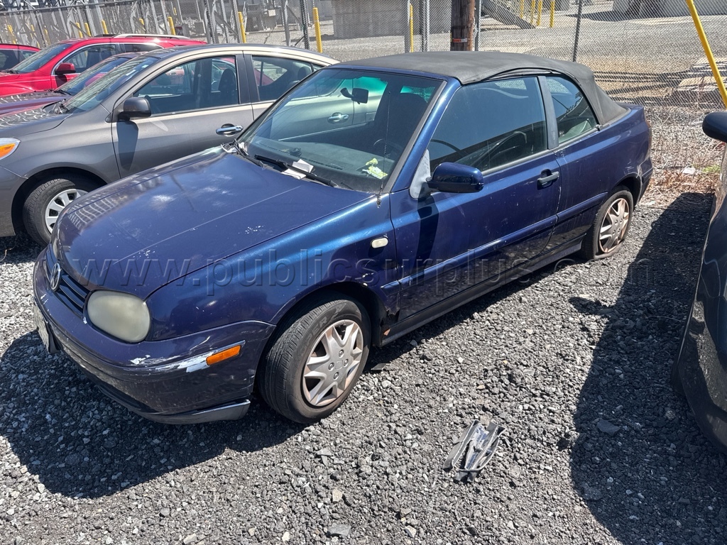 2000 Volkswagen Cabrio — photo 1