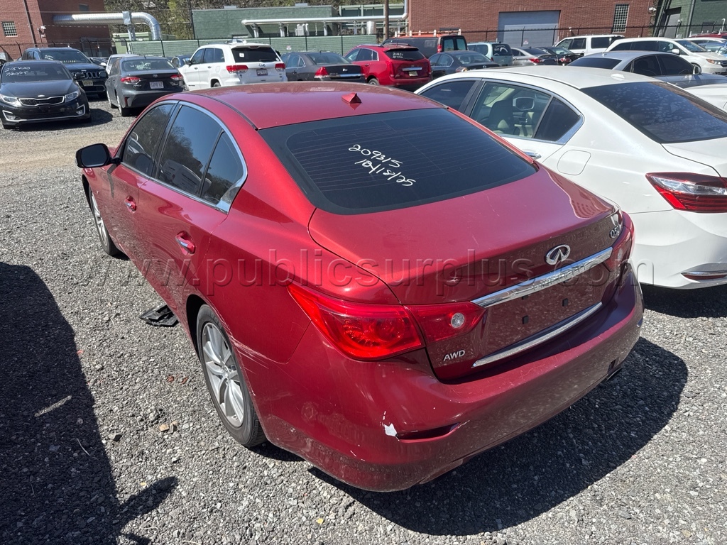 2014 Infiniti Q50 — photo 1