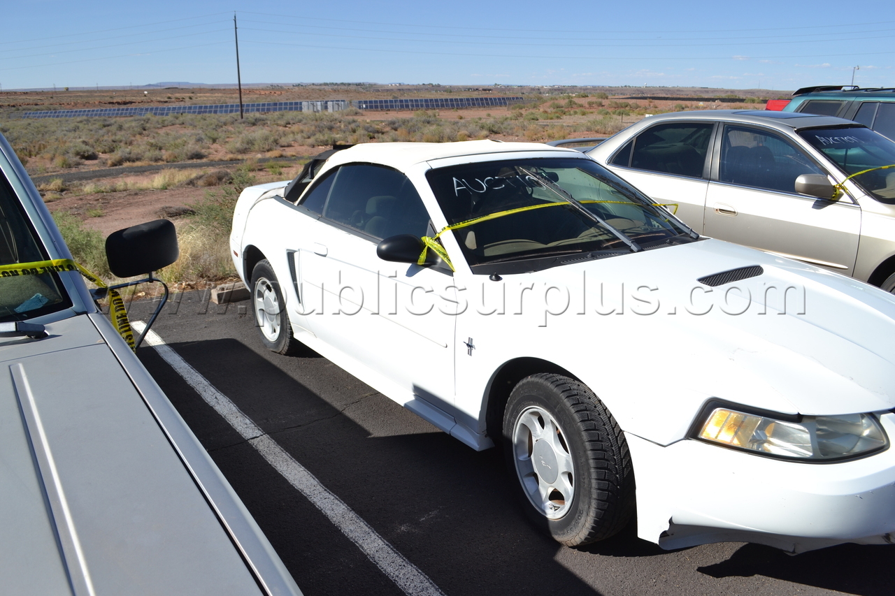 2000 Ford Mustang Convertible — photo 1