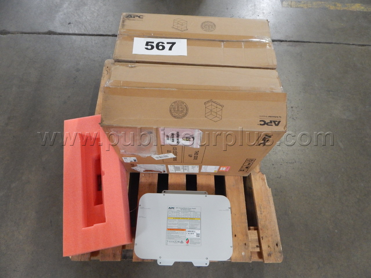 Lot 567 - (2) APC Charge Mobile Power Supply for Surface Hub 2 — photo 1