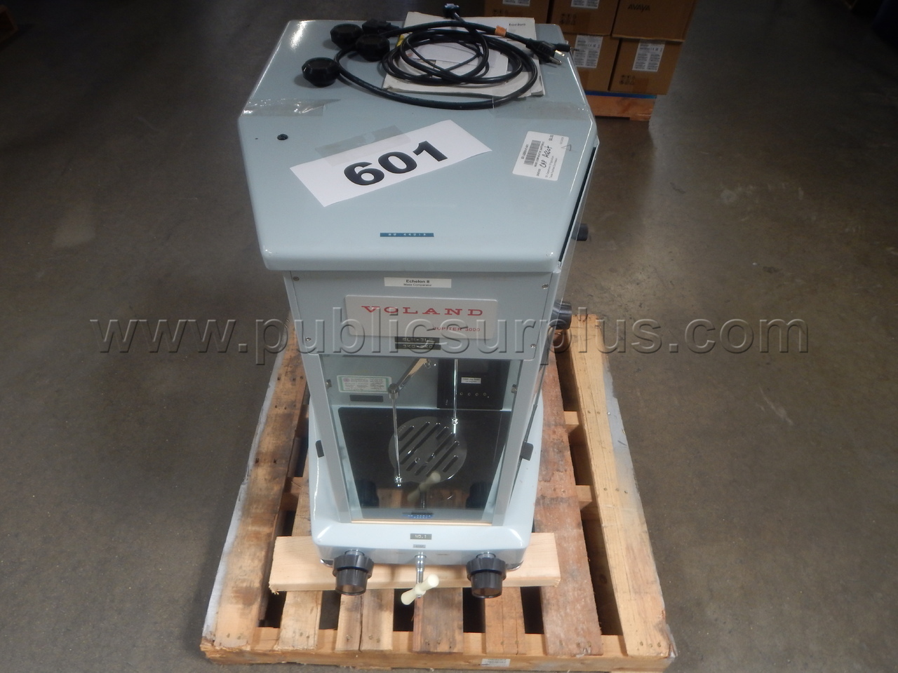 Lot 601 - (1) Voland Jupiter 3000 — photo 1