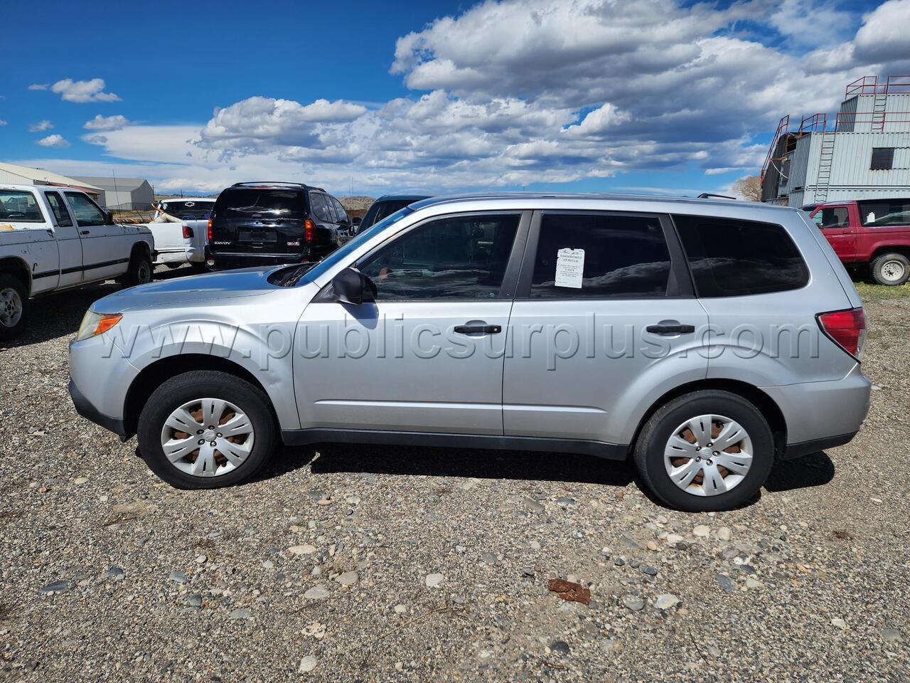 2009 Silver Subaru Forrester — photo 1