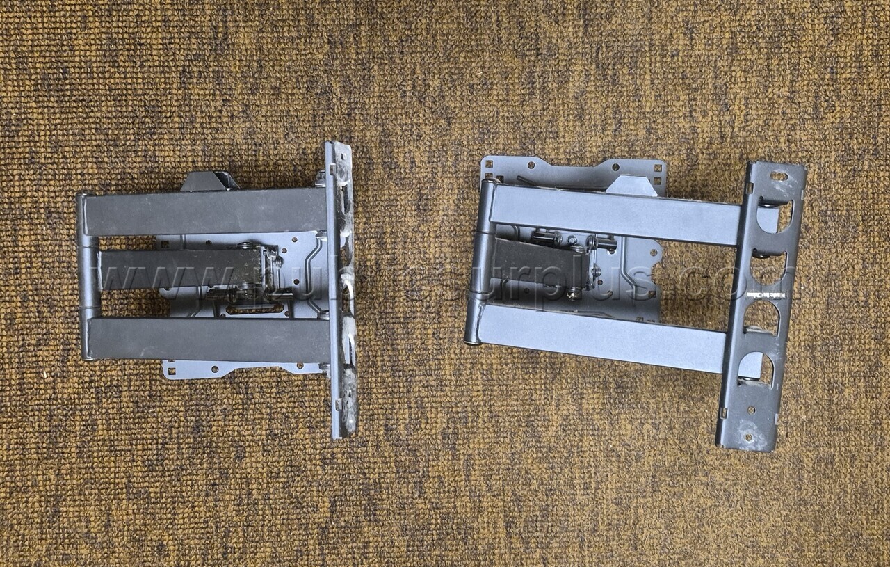 TV or Monitor Wall Mounting brackets — photo 1