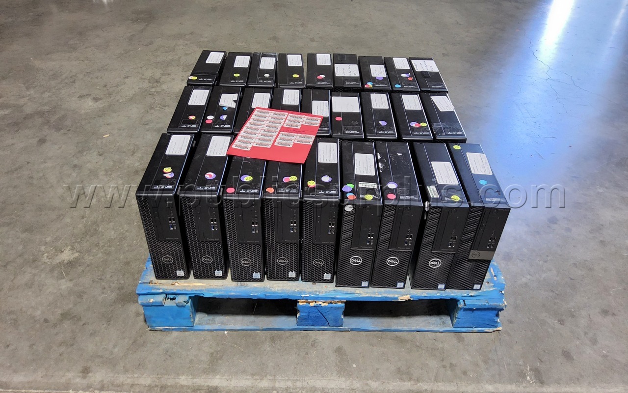 LOT OF 27 DELL PC TOWERS — photo 1