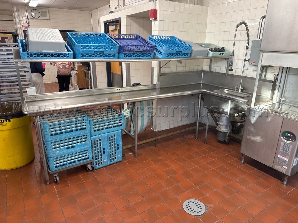Hobart Kitchen Washing Station - Lot L — photo 1